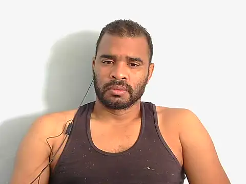 Snapshot of YOX22 chatting on September 26, 2:10 pm YOX22 online show from September 26, 2:10 pm