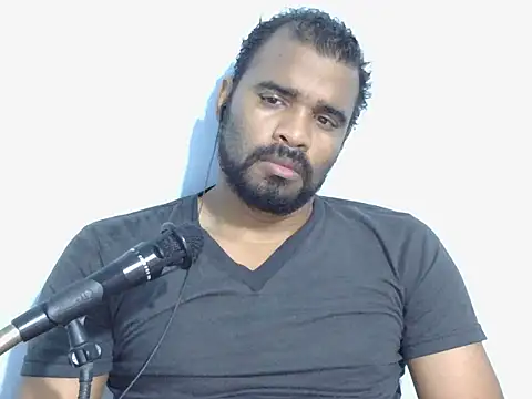 Snapshot of YOX22 chatting on November 12, 5:19 am YOX22 online show from November 12, 5:19 am