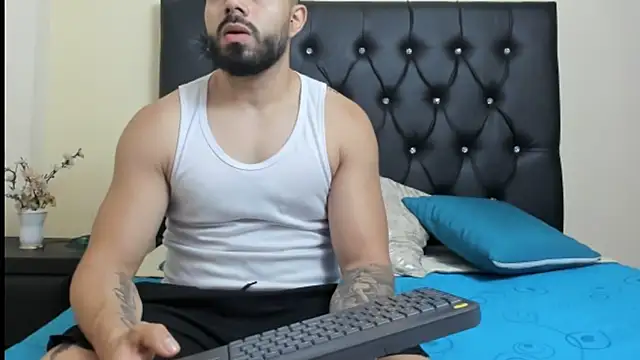 mikeblaree online show from February 22, 9:26 pm