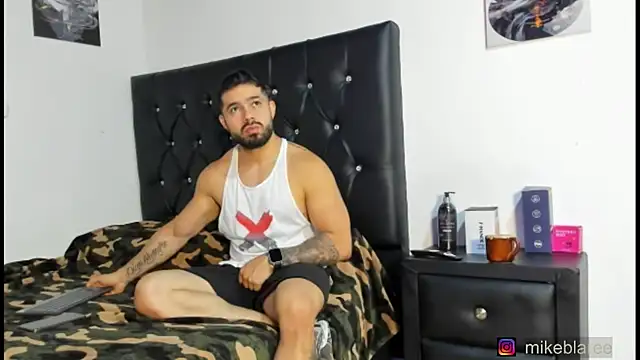 mikeblaree online show from April 15, 7:58 pm