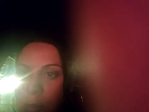 Snapshot of ShysluutGia chatting on March 3, 10:49 am ShysluutGia online show from March 3, 10:49 am