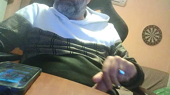 Snapshot of lanata chatting on February 7, 6:02 pm lanata online show from February 7, 6:02 pm