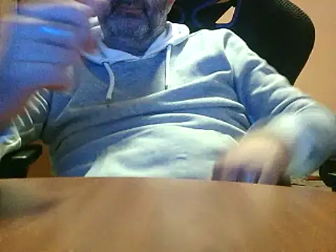 Snapshot of lanata chatting on March 8, 4:56 am lanata online show from March 8, 4:56 am