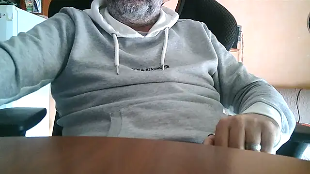 Snapshot of lanata chatting on March 10, 3:09 pm lanata online show from March 10, 3:09 pm