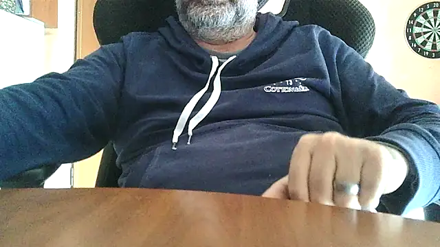 Snapshot of lanata chatting on March 13, 4:01 pm lanata online show from March 13, 4:01 pm