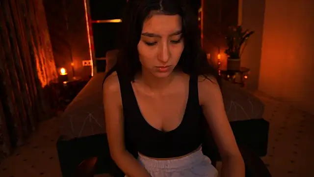 Snapshot of CharmMocco chatting on February 26, 10:26 am CharmMocco online show from February 26, 10:26 am