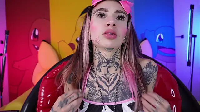 Snapshot of miss___angel chatting on December 18, 12:06 am miss angel online show from December 18, 12:06 am