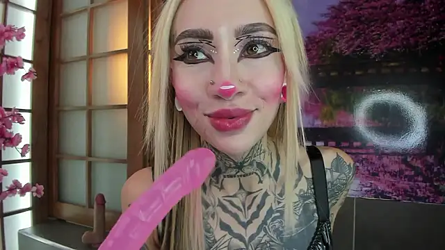 Snapshot of miss___angel chatting on January 17, 5:49 pm miss angel online show from January 17, 5:49 pm