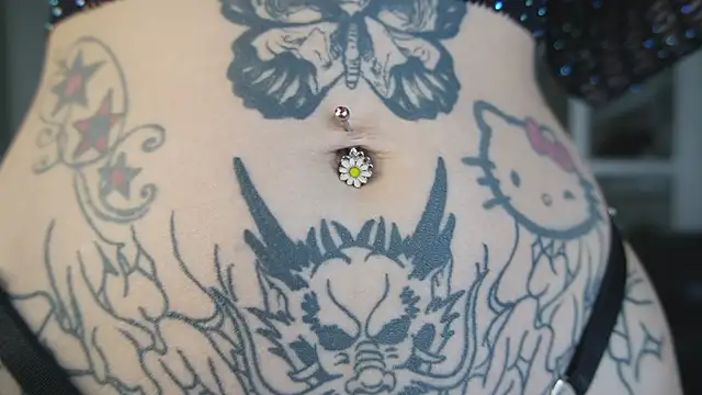 Snapshot of miss___angel chatting on February 24, 10:24 am miss angel online show from February 24, 10:24 am