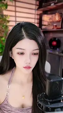 Snapshot of vv-77 chatting on September 19, 5:13 pm vv-77 online show from September 19, 5:13 pm