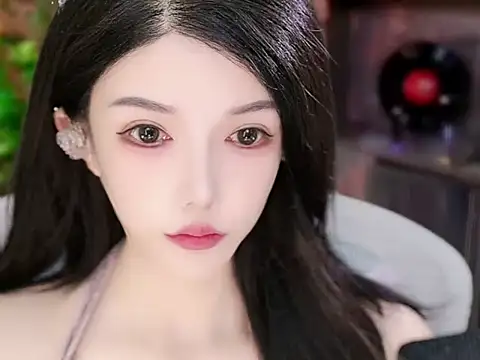 Snapshot of vv-77 chatting on September 23, 9:12 am vv-77 online show from September 23, 9:12 am