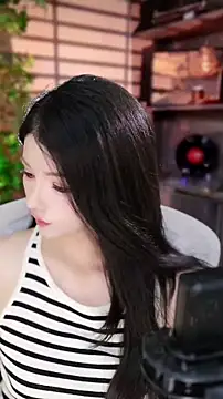 Snapshot of vv-77 chatting on September 24, 5:38 pm vv-77 online show from September 24, 5:38 pm