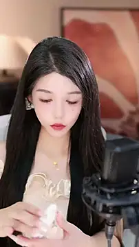 Snapshot of vv-77 chatting on November 11, 5:46 pm vv-77 online show from November 11, 5:46 pm