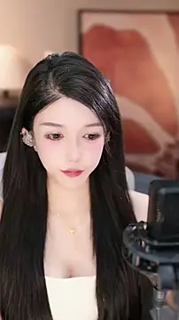 Snapshot of vv-77 chatting on November 12, 5:35 pm vv-77 online show from November 12, 5:35 pm