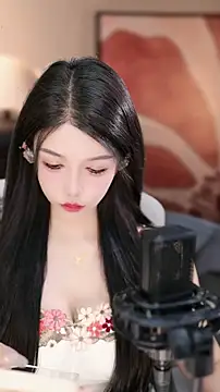 Snapshot of vv-77 chatting on November 15, 4:58 pm vv-77 online show from November 15, 4:58 pm