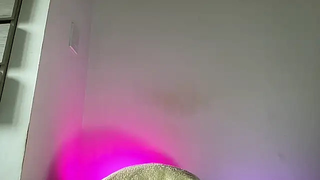 Snapshot of nofacecali chatting on February 12, 3:49 pm nofacecali online show from February 12, 3:49 pm