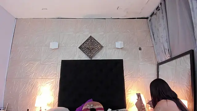 Snapshot of ChanelleJohnson_ chatting on November 4, 10:20 pm ChanelleJohnson online show from November 4, 10:20 pm