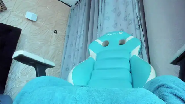 Snapshot of ChanelleJohnson_ chatting on November 15, 6:59 pm ChanelleJohnson online show from November 15, 6:59 pm