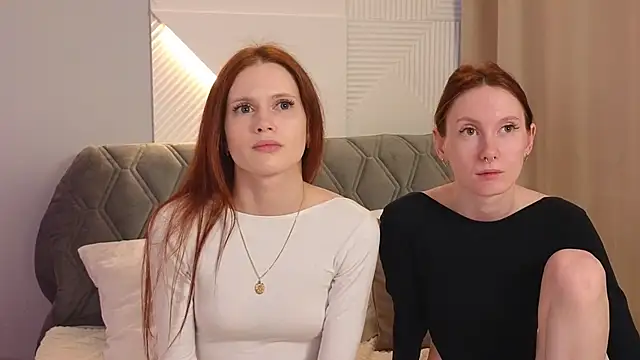 Snapshot of JoYung chatting on February 18, 4:37 am JoYung online show from February 18, 4:37 am