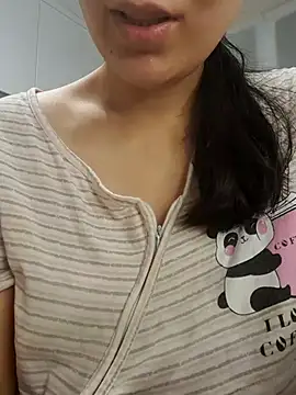 Emily homegirl online show from March 4, 7:01 pm