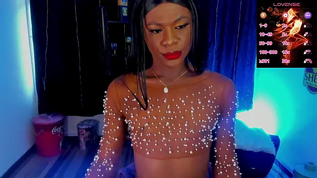 Snapshot of anuvyz_miller_ chatting on May 29, 12:47 pm anuvyz miller online show from May 29, 12:47 pm