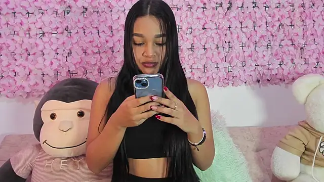 Snapshot of Lynda_Bonnie chatting on November 15, 1:18 pm Lynda Bonnie online show from November 15, 1:18 pm