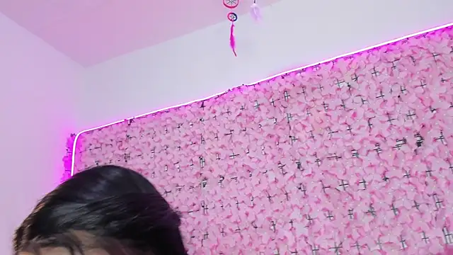 Snapshot of Lynda_Bonnie chatting on November 20, 2:28 pm Lynda Bonnie online show from November 20, 2:28 pm