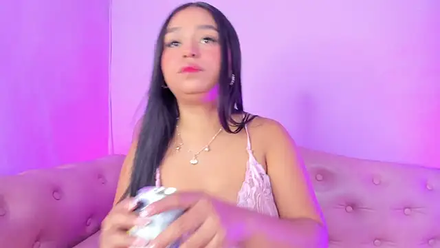 Snapshot of _JuliSweet_ chatting on September 17, 12:18 pm JuliSweet online show from September 17, 12:18 pm