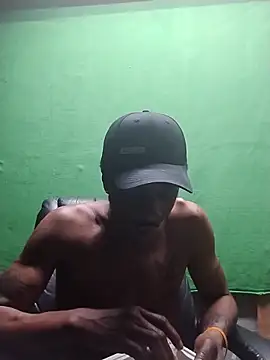 BrownSkinGuy420 online show from February 8, 8:42 pm