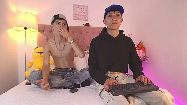 MaikyCooper online show from February 26, 11:15 pm