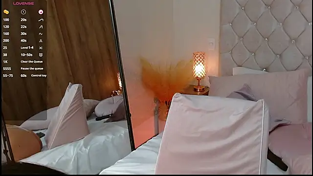 Mia Neilld online show from February 11, 11:44 pm