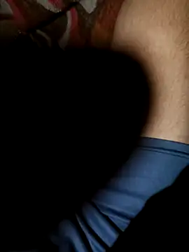 Snapshot of CuteRani001 chatting on December 15, 6:06 am CuteRani001 online show from December 15, 6:06 am