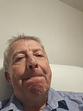 mann4u147 online show from September 10, 7:14 pm