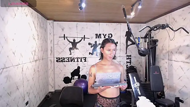 Snapshot of Georgina_Palacios_ chatting on November 2, 4:04 am Georgina Palacios online show from November 2, 4:04 am