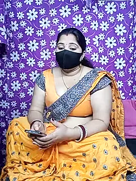 Snapshot of seetatiwari chatting on March 23, 8:48 am seetatiwari online show from March 23, 8:48 am