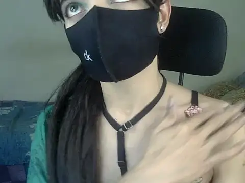 YourCDBitch online show from October 9, 7:12 pm