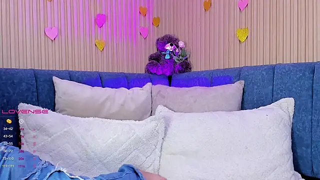 elizabeth 20 online show from February 22, 7:03 pm