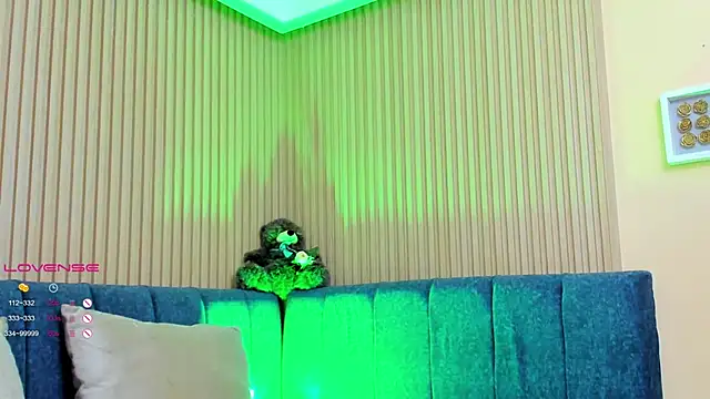 elizabeth 20 online show from March 17, 7:15 pm