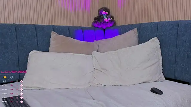 elizabeth 20 online show from March 22, 10:26 pm