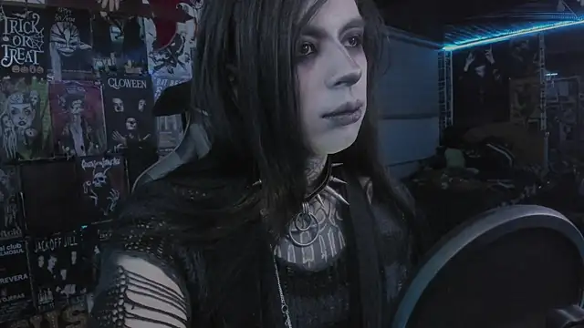 Snapshot of rotten_dreams chatting on November 11, 11:16 pm rotten dreams online show from November 11, 11:16 pm