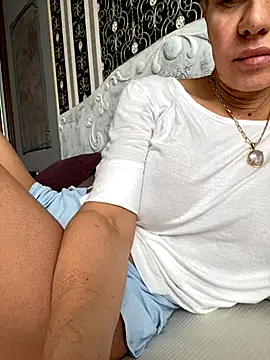 DeboraXporn online show from November 24, 7:41 am