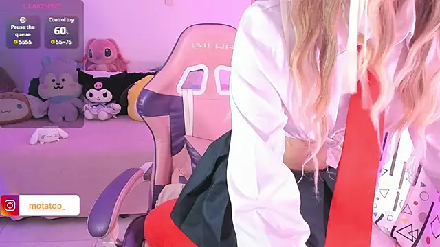 Snapshot of sussanx chatting on February 10, 9:36 pm sussanx online show from February 10, 9:36 pm