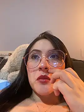 Snapshot of ValentinaOrtiz3 chatting on October 1, 3:12 am ValentinaOrtiz3 online show from October 1, 3:12 am