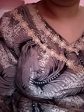 Snapshot of Dlo3a_sixi-arbi chatting on September 18, 11:12 am Dlo3a sixi-arbi online show from September 18, 11:12 am