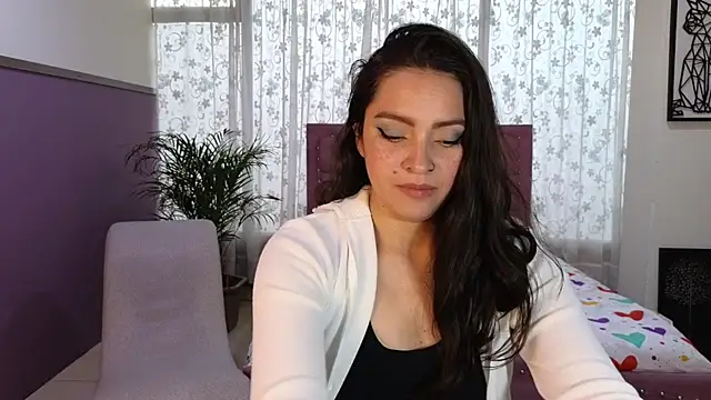 Snapshot of sweet_ahinara chatting on September 21, 8:43 pm sweet ahinara online show from September 21, 8:43 pm