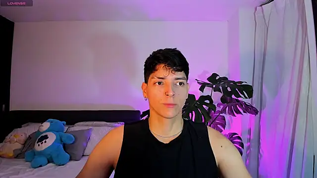  JacobMiller   online show from September 17, 10:00 pm