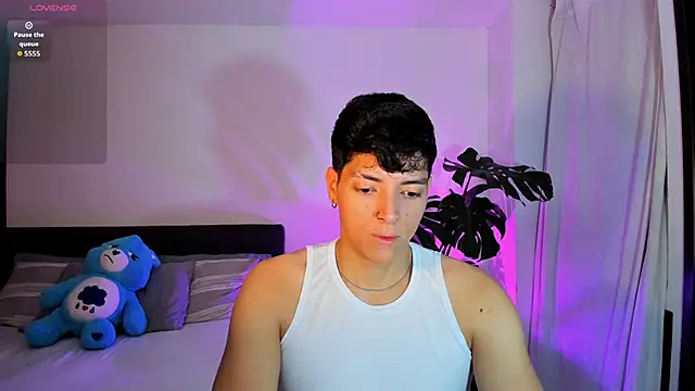  JacobMiller   online show from September 21, 11:17 pm