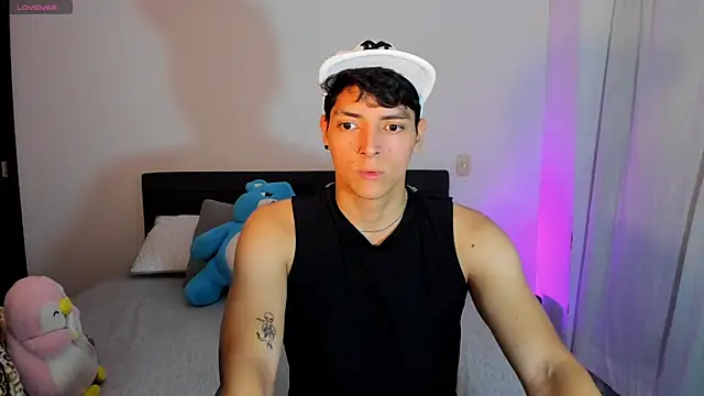  JacobMiller   online show from October 6, 7:11 pm