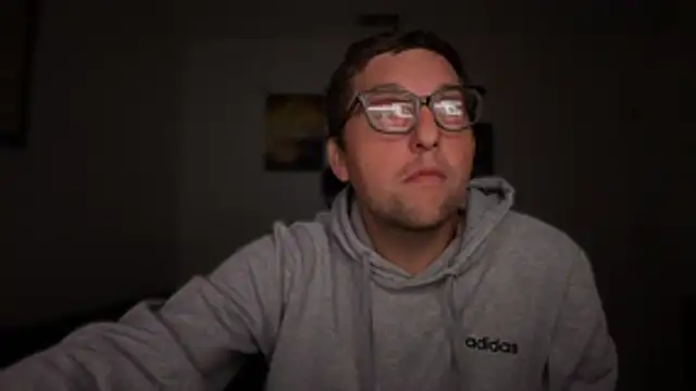 Snapshot of Milflover96 chatting on November 2, 9:22 am Milflover96 online show from November 2, 9:22 am