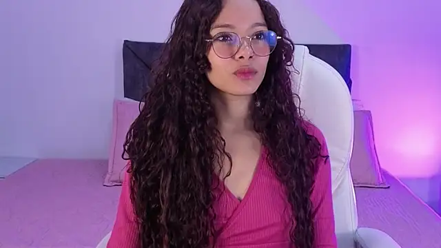 sara sharma  online show from September 11, 1:22 pm